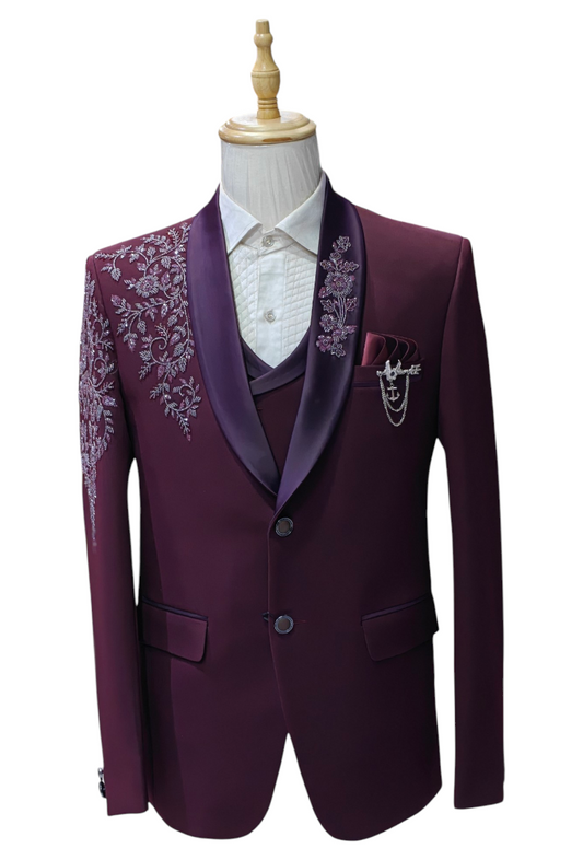 Maroon 5- piece tuxedo with curtdana embroidery.
