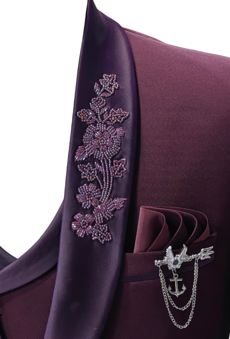 Maroon 5- piece tuxedo with curtdana embroidery.