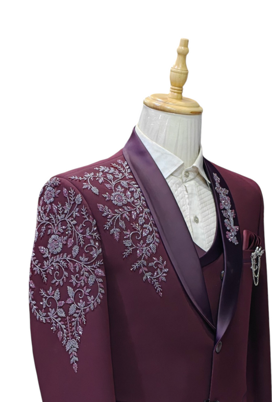 Maroon 5- piece tuxedo with curtdana embroidery.